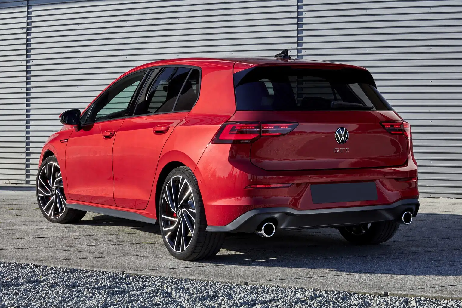 OLED GARAJ GOLF 8 -8.5 İÇİN UYUMLU GTİ ARKA TAMPON BOYASIZ