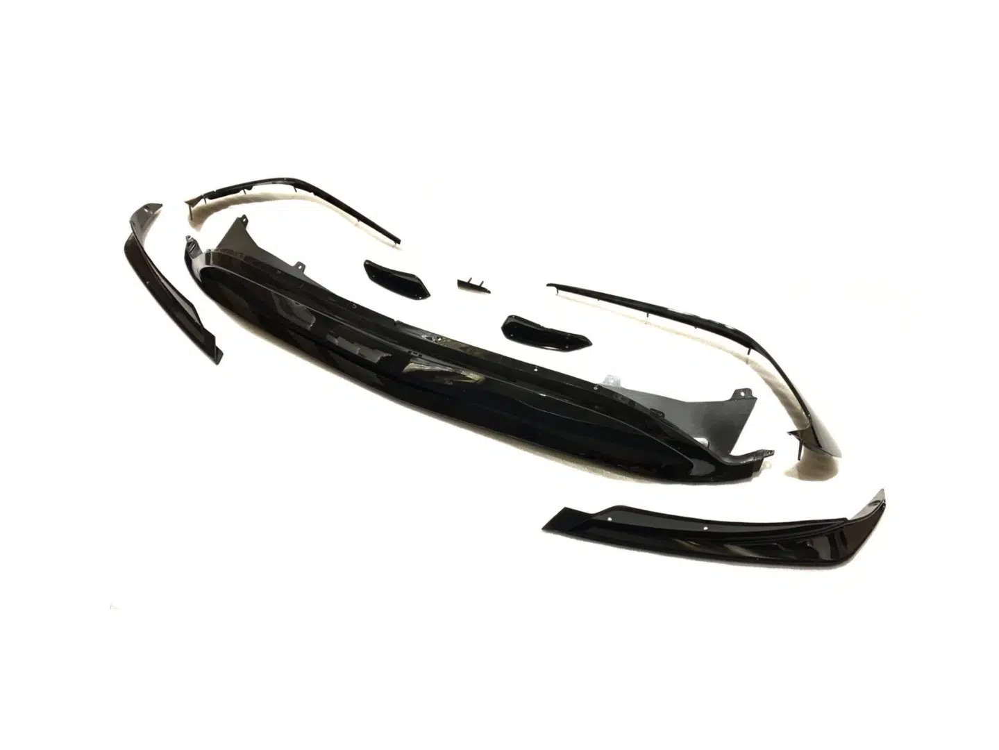 117 CLA 2016-2018 IÇIN UYUMLU CLA 45 AERO KIT (AMG TAMPON IÇIN)