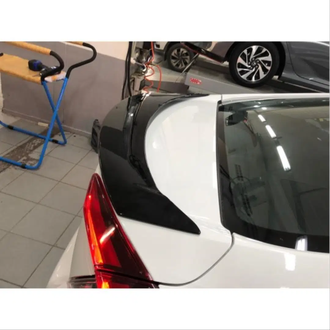 CIVIC FC5 2016-2020 IÇIN UYUMLU OVAL SPOILER (BOYASIZ)