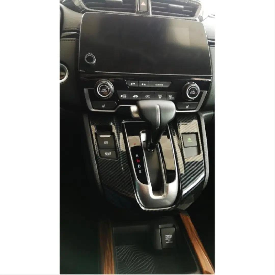 CR-V 2018-2021 IÇIN UYUMLU VITES KONSOL KAPLAMASI KARBON